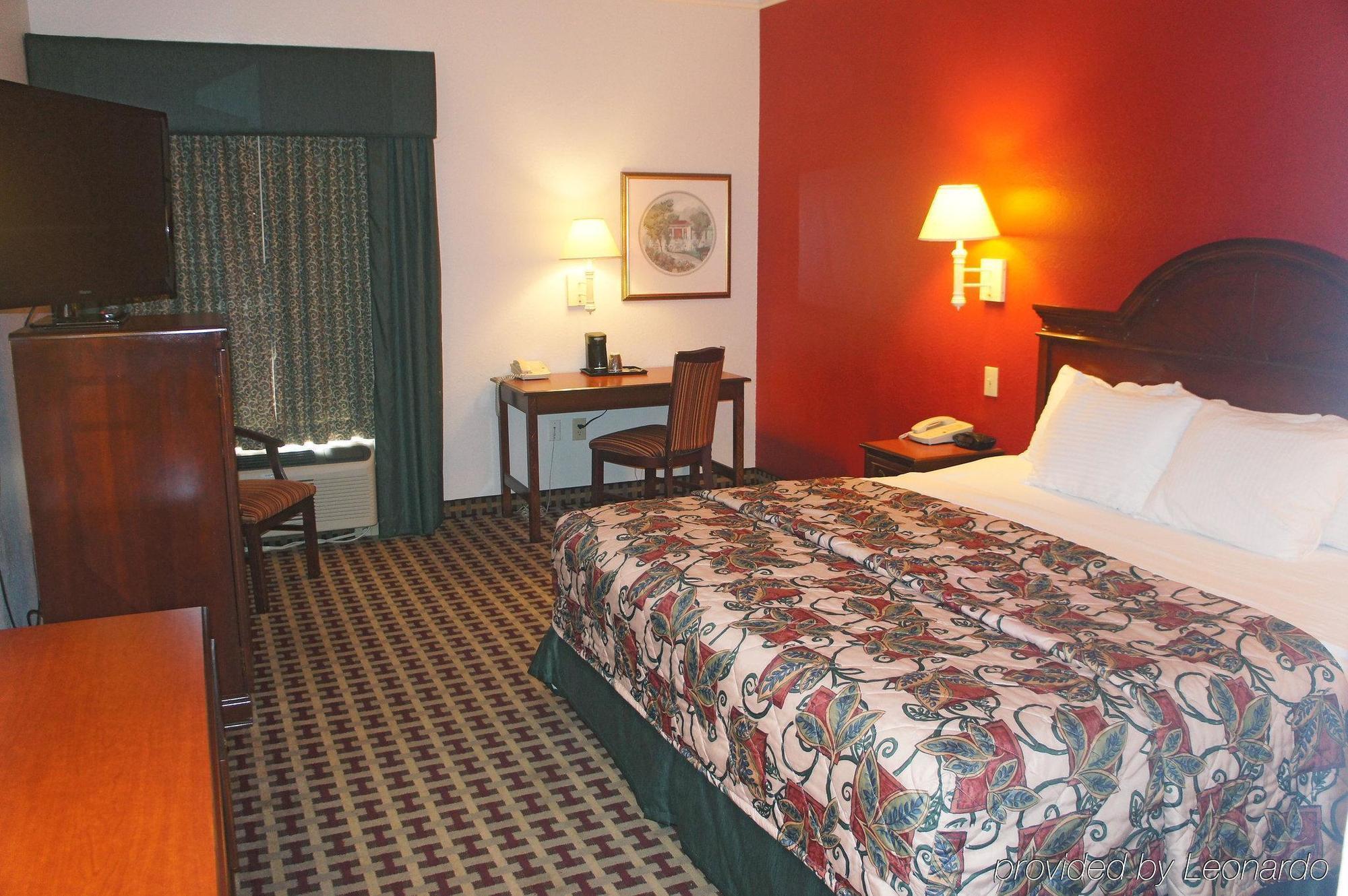La Quinta By Wyndham Prattville Bagian luar foto